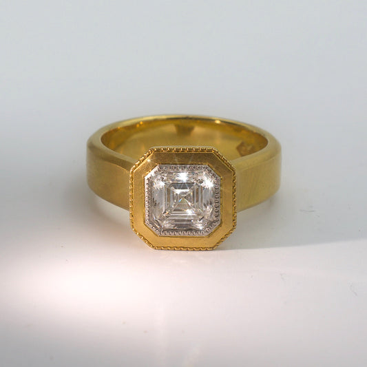 AETERNIS | KISSING CULET ASSCHER DIAMOND ENGAGEMENT RING