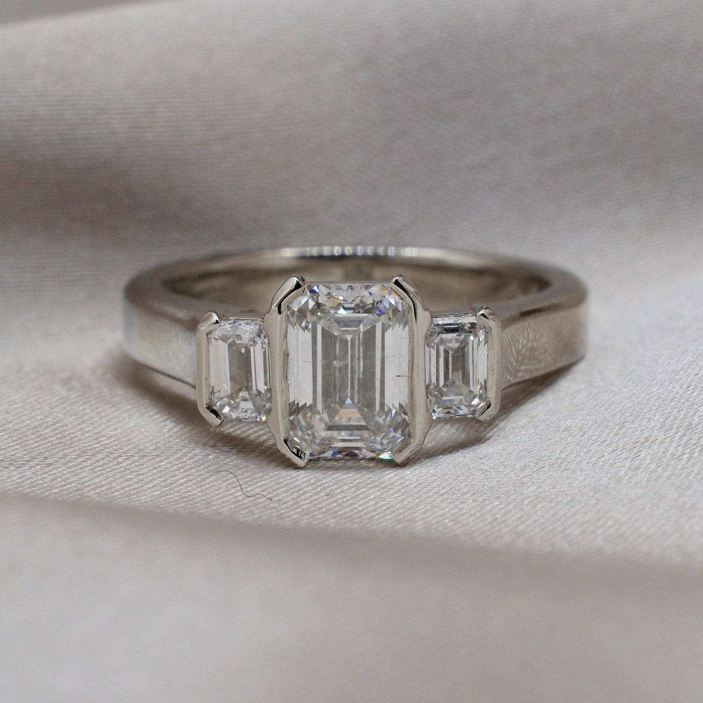 ZENORIA | THREE STONE EMERALD ENGAGEMENT RING - JTaranaki Jewellery