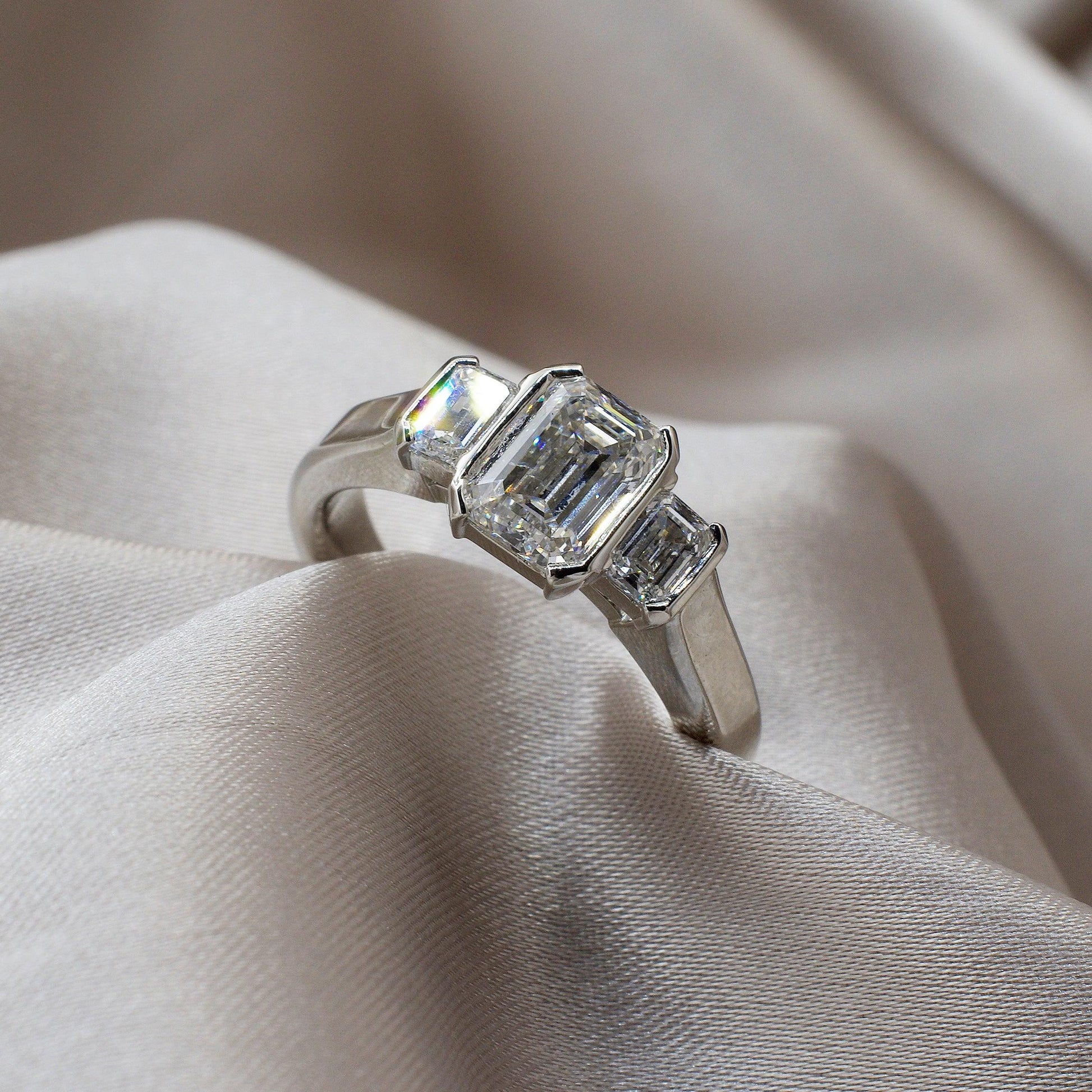 ZENORIA | THREE STONE EMERALD ENGAGEMENT RING - JTaranaki Jewellery