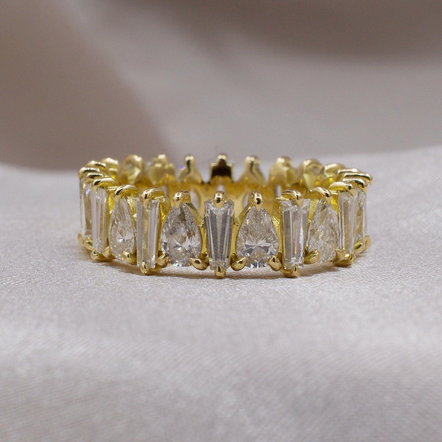 SOLARAE | DIAMOND WEDDING BAND - JTaranaki Jewellery