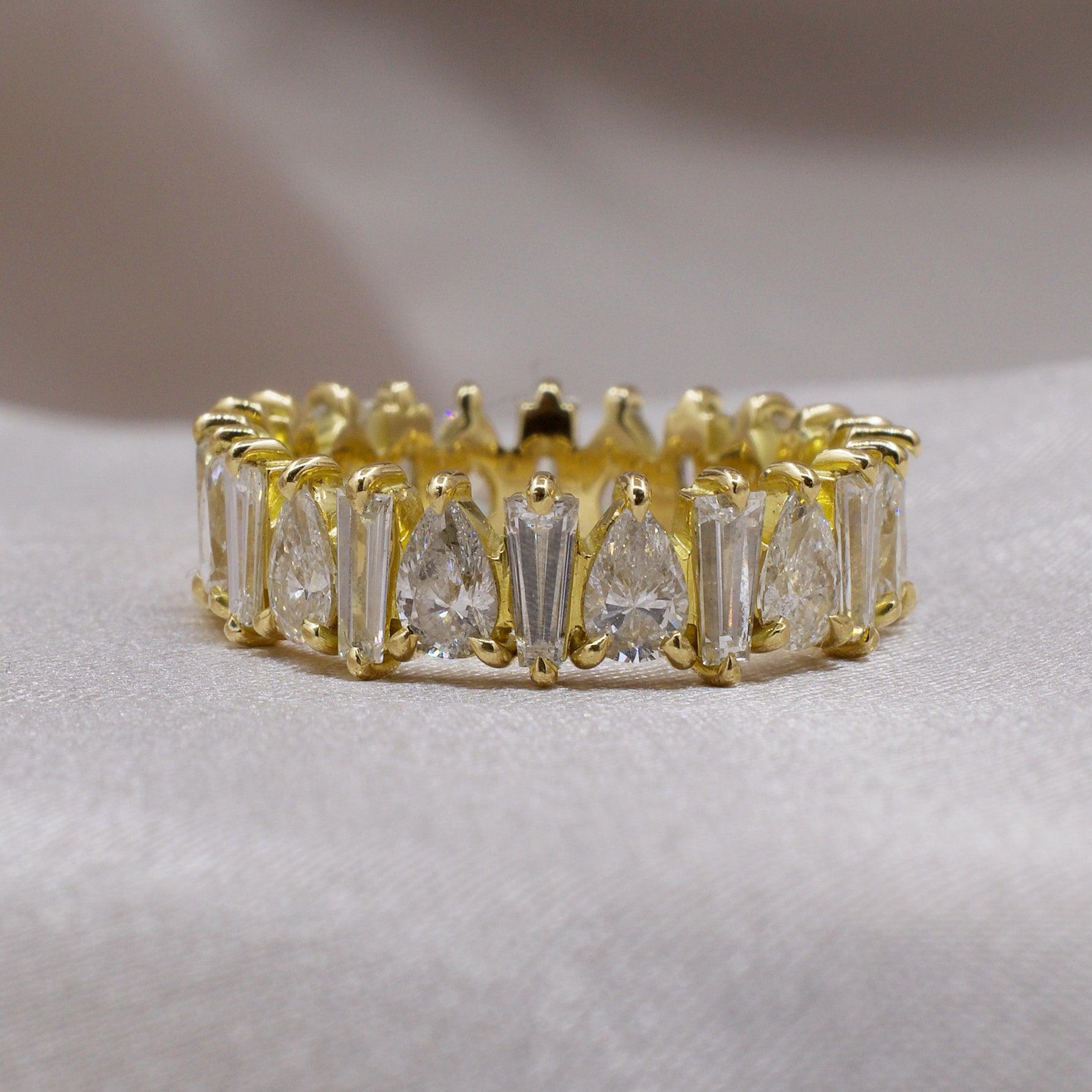 SOLARAE | DIAMOND WEDDING BAND - JTaranaki Jewellery