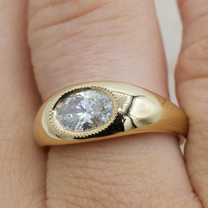 ELYSIUM | OVAL DIAMOND SIGNET RING - JTaranaki Jewellery