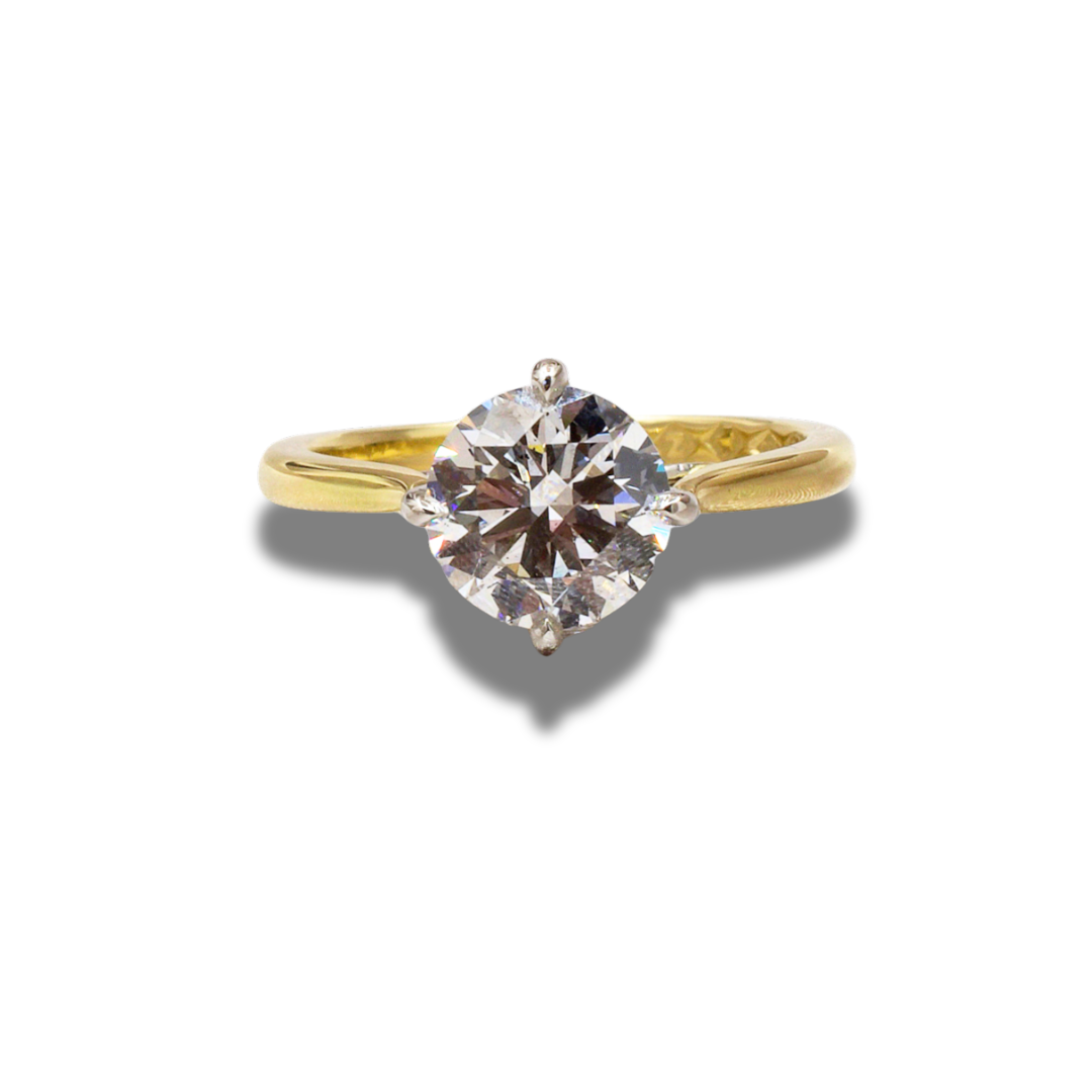 HARMONIA | ROUND DIAMOND SOLITAIRE ENGAGEMENT RING