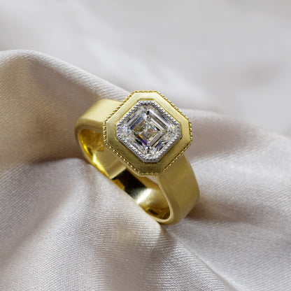 AETERNIS | KISSING CULET ASSCHER DIAMOND ENGAGEMENT RING - JTaranaki Jewellery