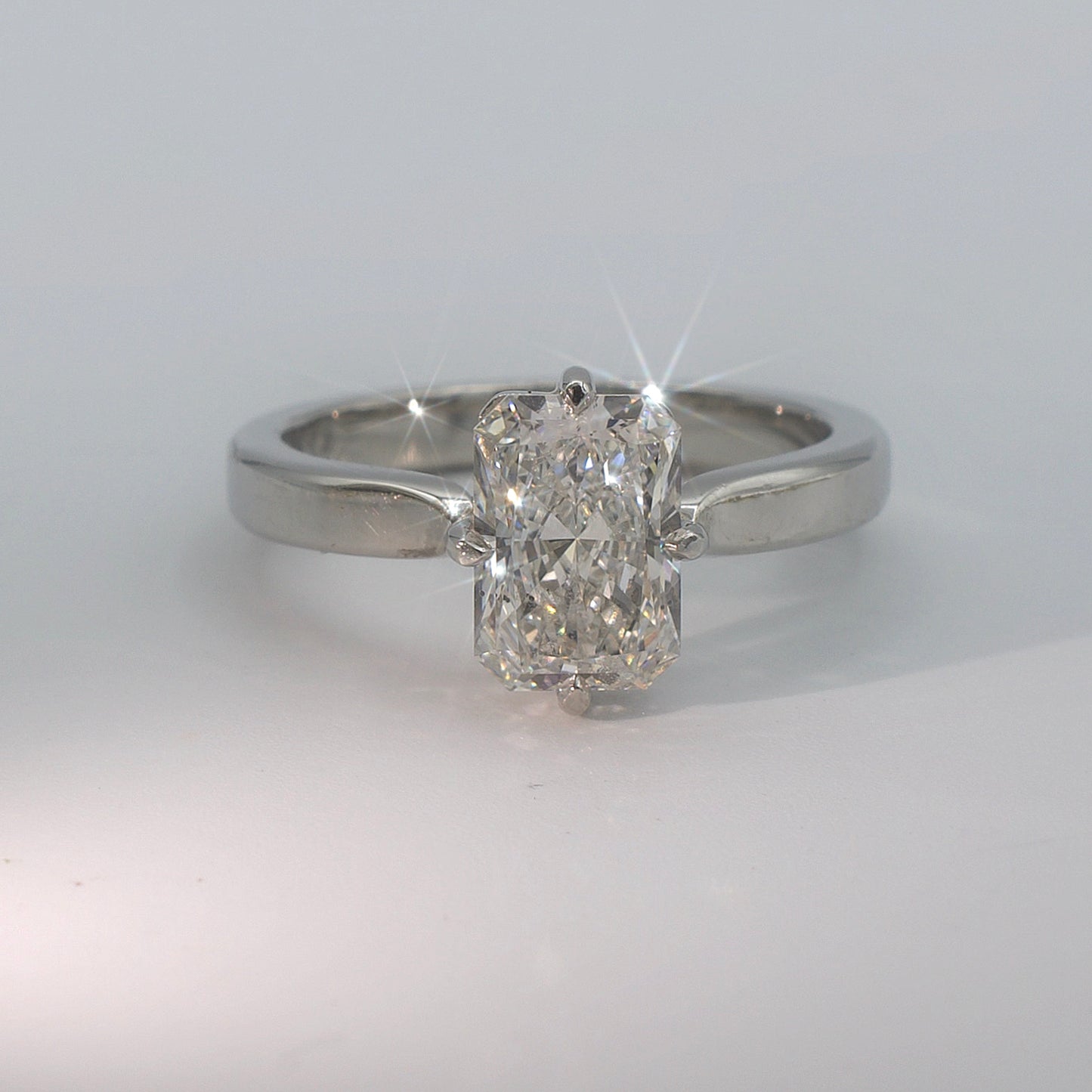 LUMINARA | RADIANT SOLITAIRE DIAMOND ENGAGEMENT RING